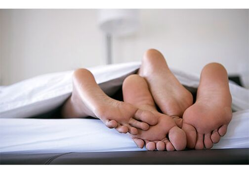 Seksualinis kontaktas yra pagrindinis žmogaus papilomos viruso perdavimo būdas